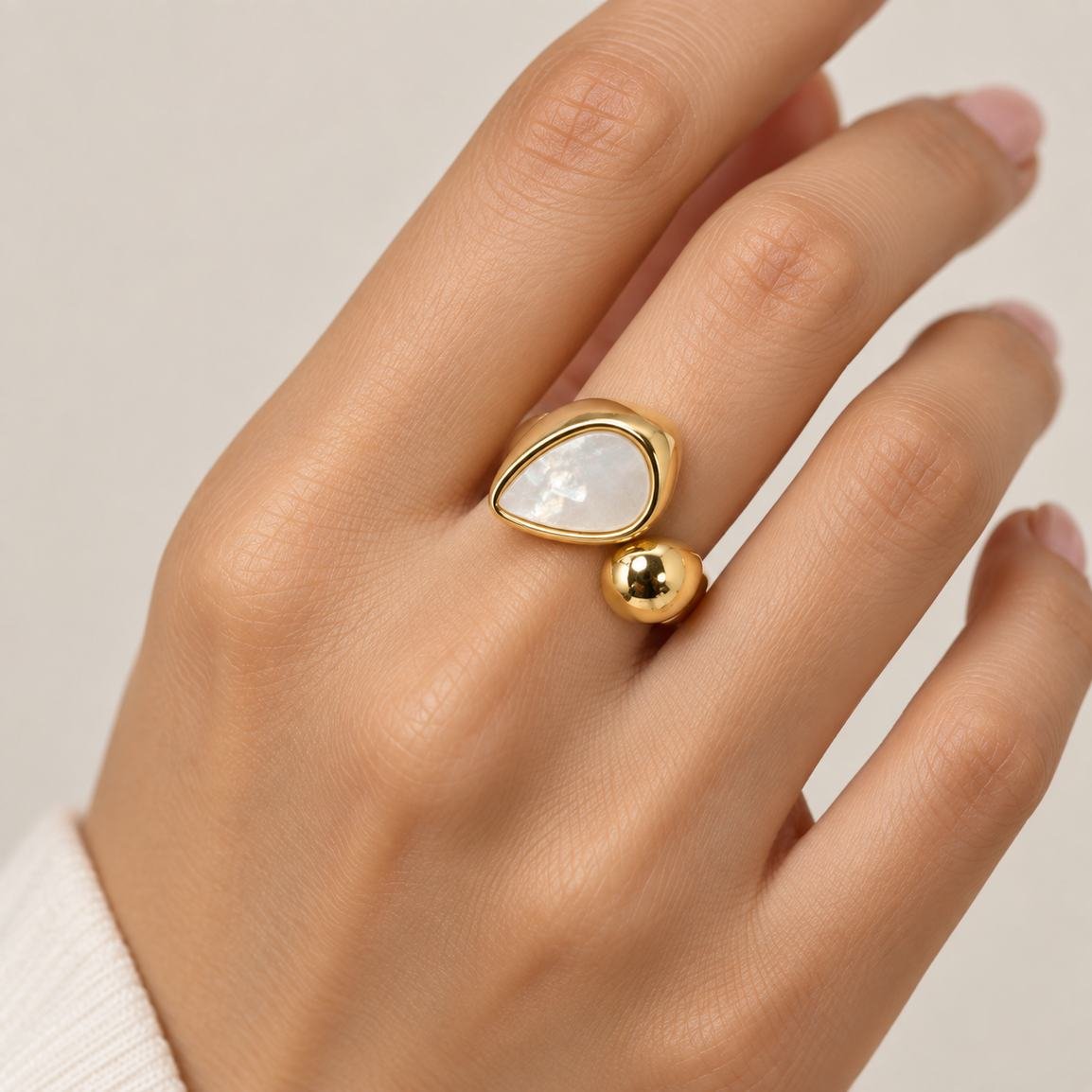 Stainless Steel Teardrop Ball Statement Ring – 2 Colours — image 2