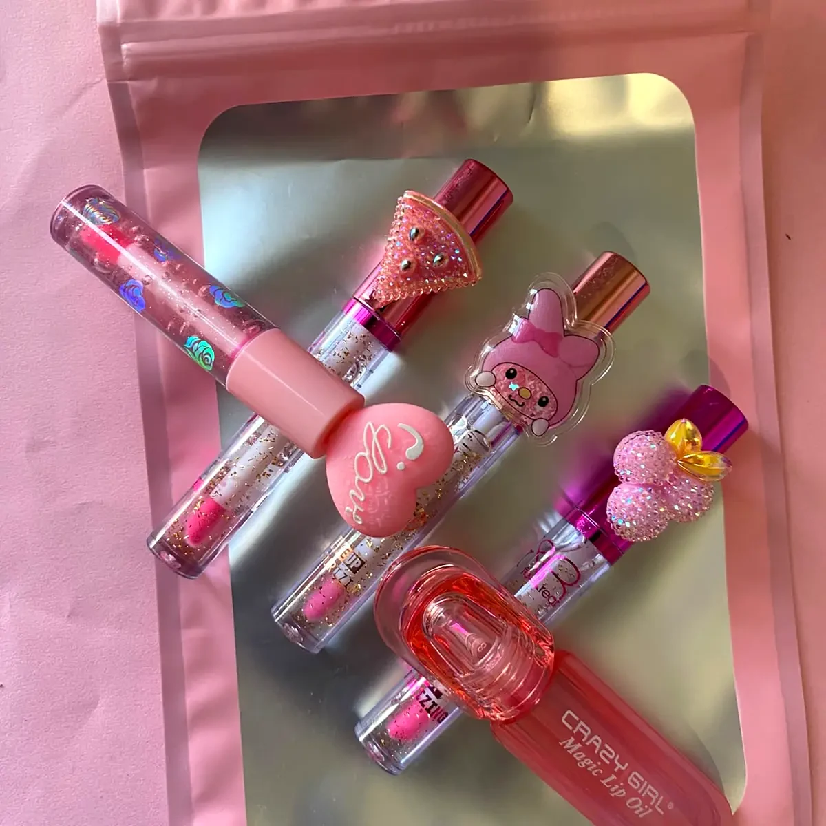 Crazy Girl Pretty Pink Lip Collection – 5-in-1 Gloss & Lip Oil Gift Set — image 3